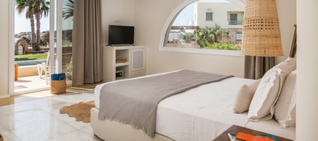 Finikas Sea View Suite With Private Pool