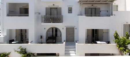 Villa Flora Naxos