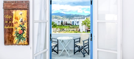 Deluxe One Bedroom Apartment With City View