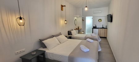 Comfort Room with Pool View