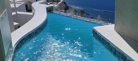 Junior Suite Private Indoor - Outdoor Hot Plunge Pool