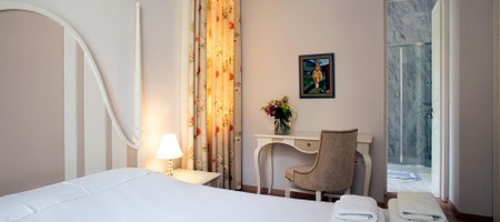 Luxury One Bedroom Apartment