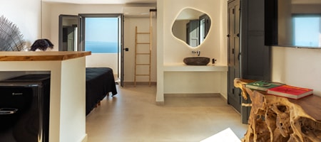 Signature Suite with Sea View and Outdoor Hot tub