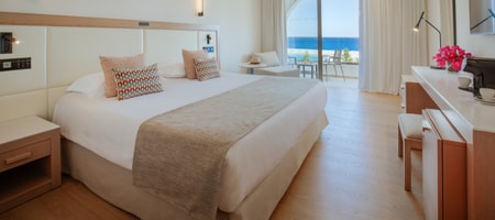 Superior Sea View Room