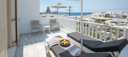 Deluxe Two Bedroom Family Room Side Sea View