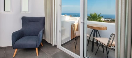 Deluxe Suite with Outdoor Hot Tub and Sea View