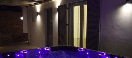 Villa With Outdoor Jacuzzi