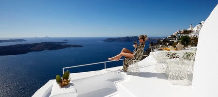 Gitsa Cliff Luxury Villa Santorini