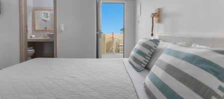 Premium Caldera View Room with Outdoor Hot Tub