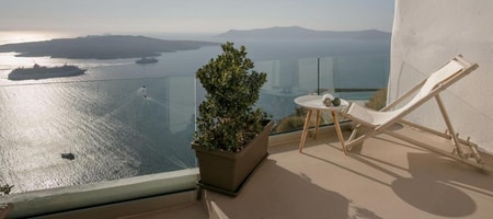 The Globe Suites