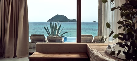 Executive Junior Suite with Sharing Pool & Sea View
