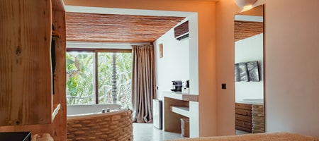 Executive Junior Suite with Sharing Pool