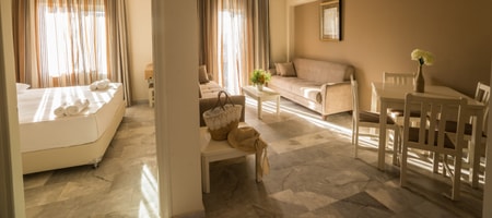 One-Bedroom Apartment Partial Sea View