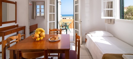 One Bedroom Apartment with Sea View