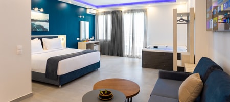 Deluxe Suite with Jacuzzi Sea view