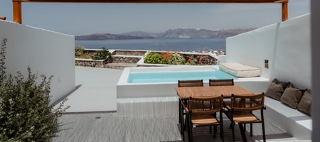 Junior Suite | Plunge pool & Caldera view