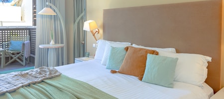 Double | Twin Room Garden View