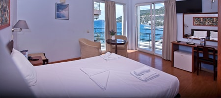 Deluxe Double | Sea View & Mountain View