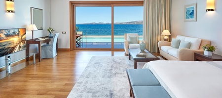 Grand Residential Cabanas with Pool