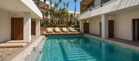 Grecale Suite | Sharing Pool & Pool View