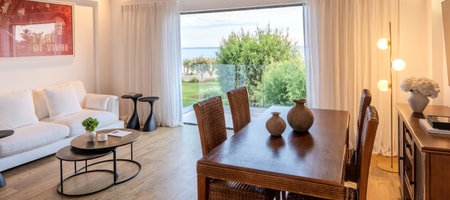 2-Bedroom Bungalow Suite Sea View