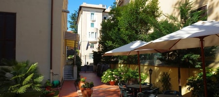 Green Hotel