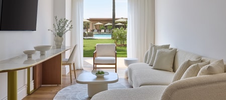 Deluxe Suite Sea Front Palm Gardens