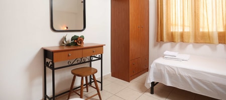 One Bedroom Apartment
