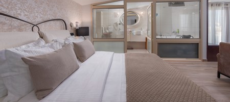 Luxury VIP Habitat Suite