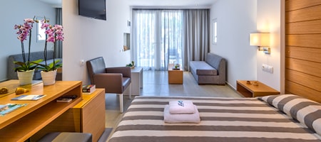 Superior Room Side Sea View