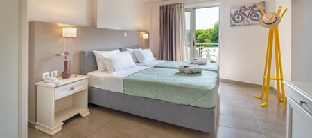 Twin Room with Sea View