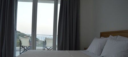 Triple Room with Sea View
