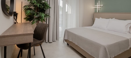 Deluxe Room | Pool View [35 m²]