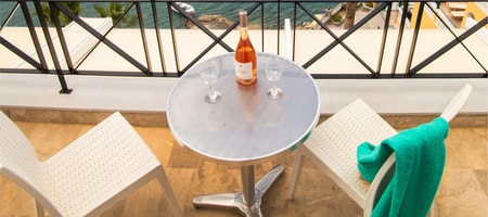 Studio with Sea View (2 Adults)