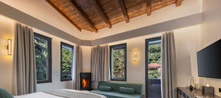 Deluxe Suite with Balcony