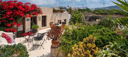 House 2 - Double Room with Pool View