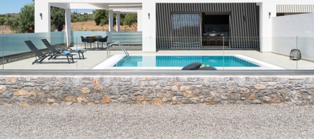 Armonia Suites Thomas