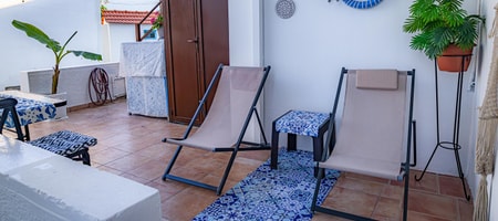 Barbara's Apartment with Private Patio