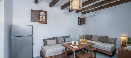Elia Suites-Suite 8