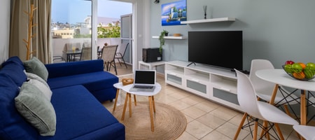 Elli Downtown Breeze Apartment