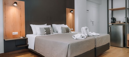Eva's Rooms -Room 8