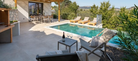 Massari Hills Luxury Living / Villa Grand Large