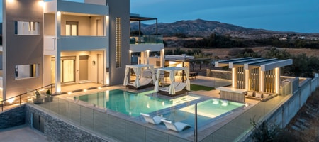 Grand Aqua Luxury Villa by Mintzi