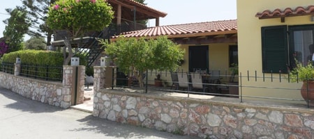Kiparissia Villa House