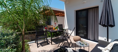 Lucian City Apartments - Narcissus