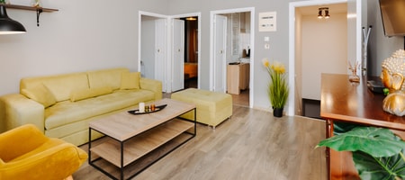 Old Town apartment Manos