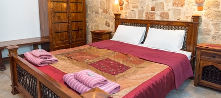 Spot Hotel / First Floor Room 5