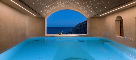 Stone Luxury Suites-Executive Suite