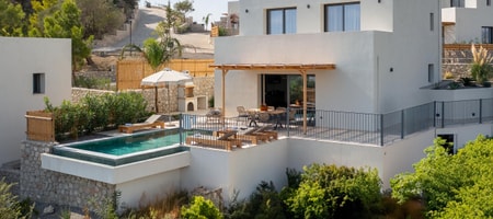 Massari Hills Luxury Living / Villa Violetta