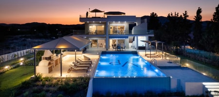 Viviane Paulos Villa